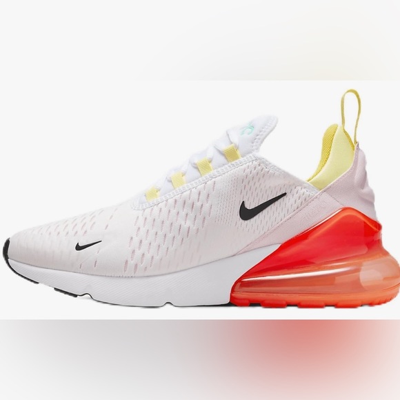 Women’s Nike Air Max 270 Black Bright Crimson size 10 - Picture 2 of 5